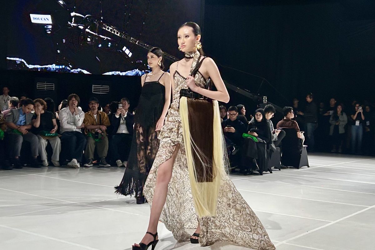 Koleksi Fashion DOUCAN Manfaatkan Wig Bekas dengan Gaya Trendi dan Modis