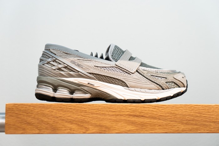 Saat Sneakers dan Loafers Bersatu, Ini 5 Snoafers Favorit untuk Tren 2025