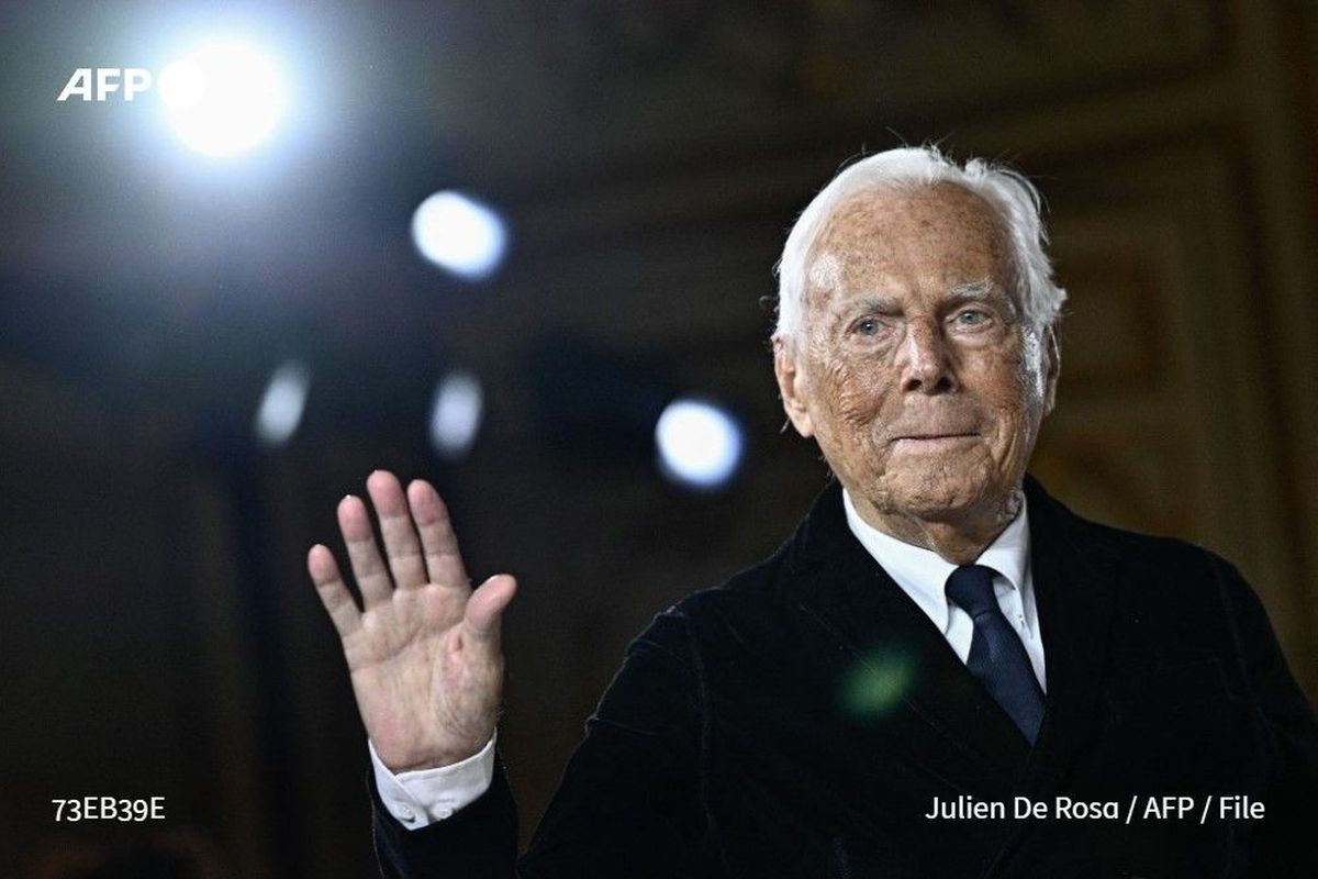 Mengenang Giorgio Armani Sang Raja Blazer di Dunia Fashion