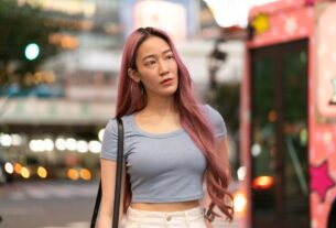 Gaya dan Kenyamanan Bersama Crop Top, Ini Tips Fashion Stylist